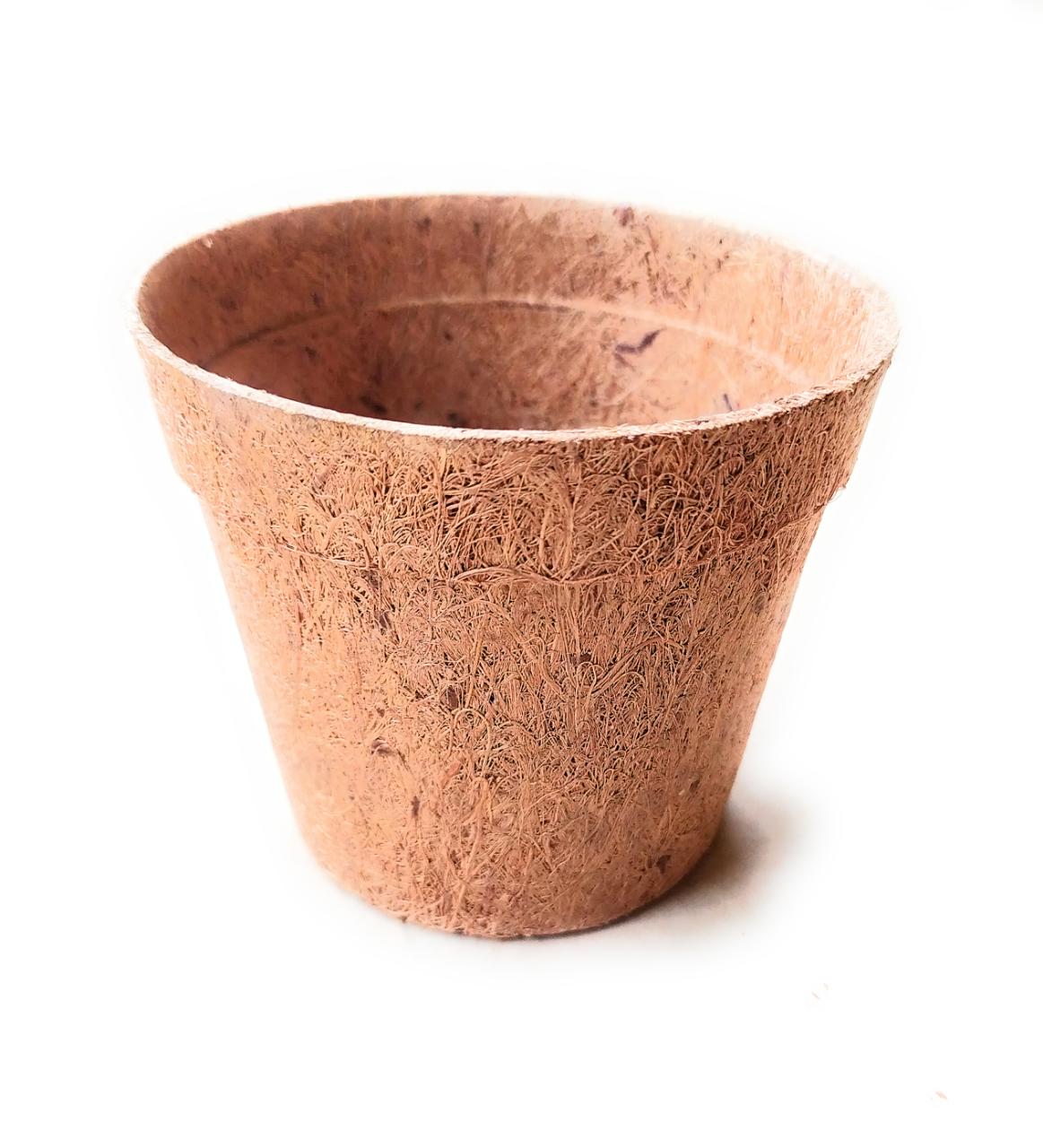 Biodegradable coir pots in multiple sizes for nurseries, landscapers and commercial growers
